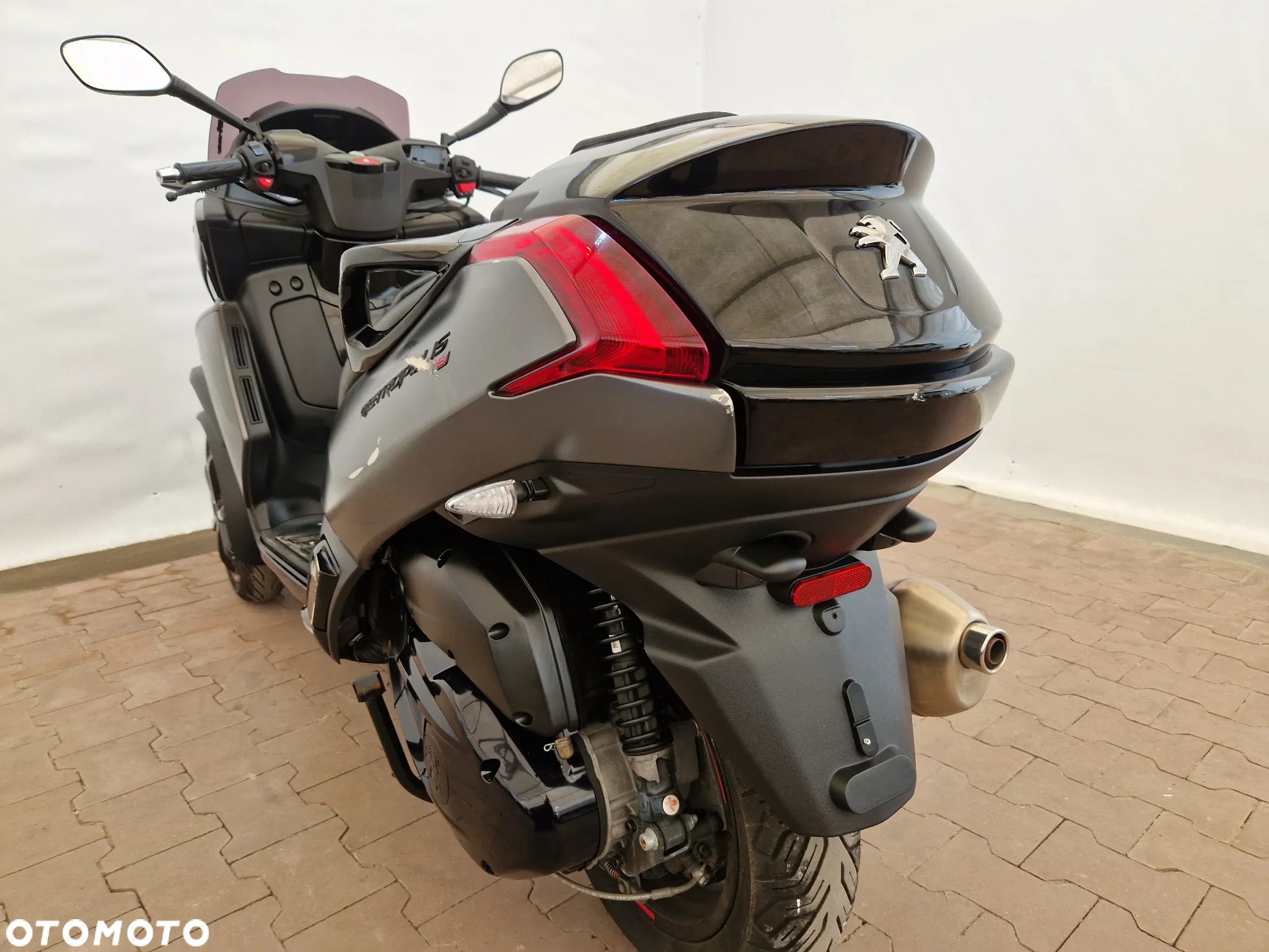 Peugeot Metropolis - 26