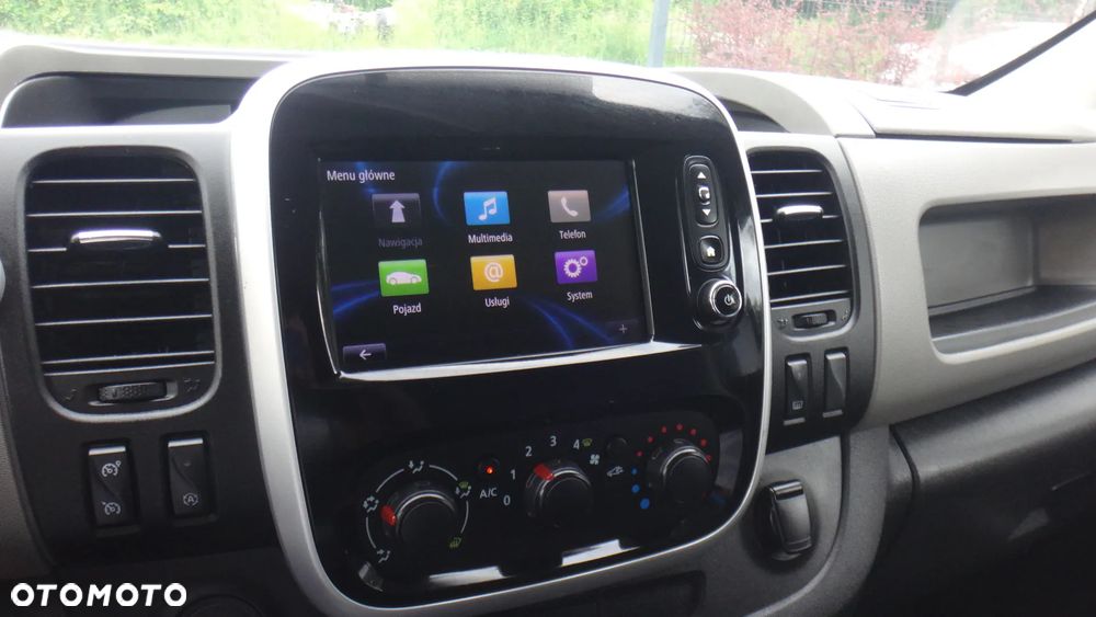 Renault Trafic - 12