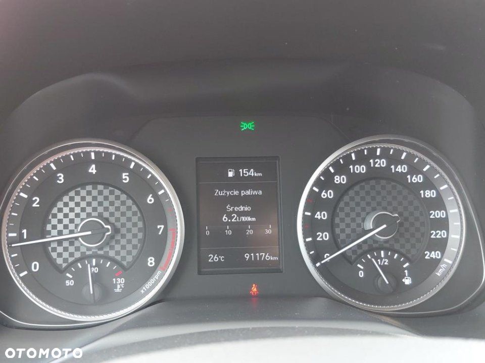 Hyundai Elantra - 16
