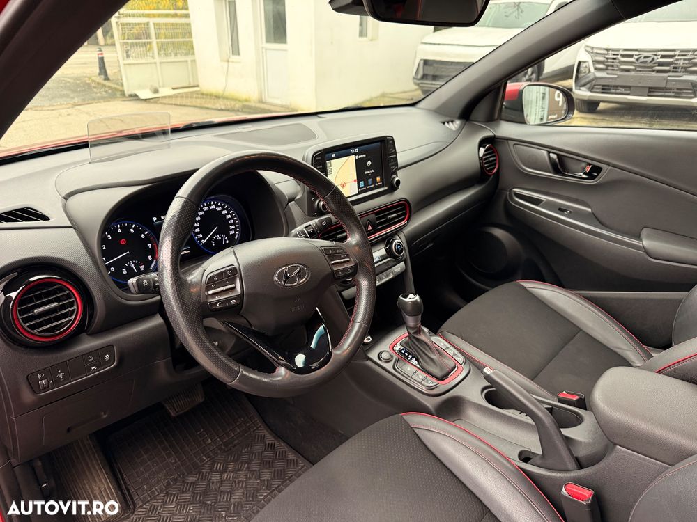 Hyundai KONA 1.6 T-GDI 4WD Aut. Premium - 14