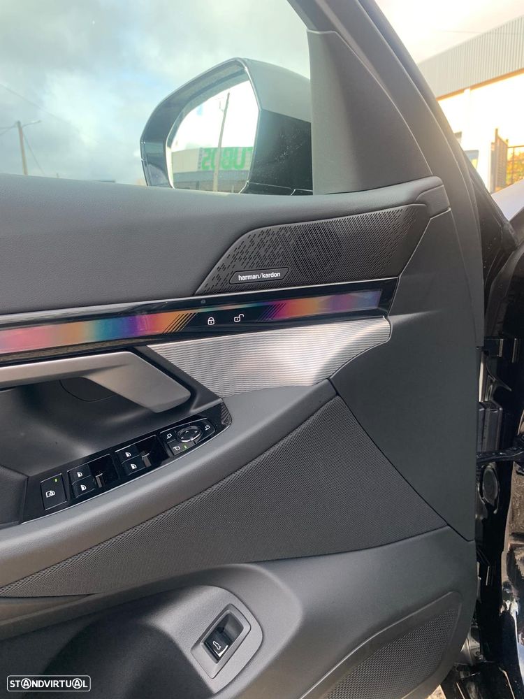 BMW 530 e Pack Desportivo M - 8