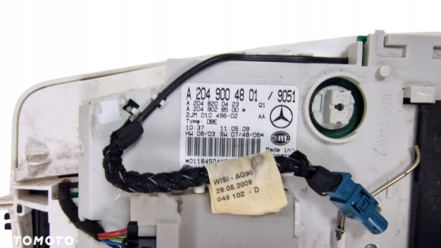 MERCEDES W204 LAMPKA KABINOWA WNĘTRZA OŚWIETLENIA PODSUFITKI Z SZYBERDACHEM - 4