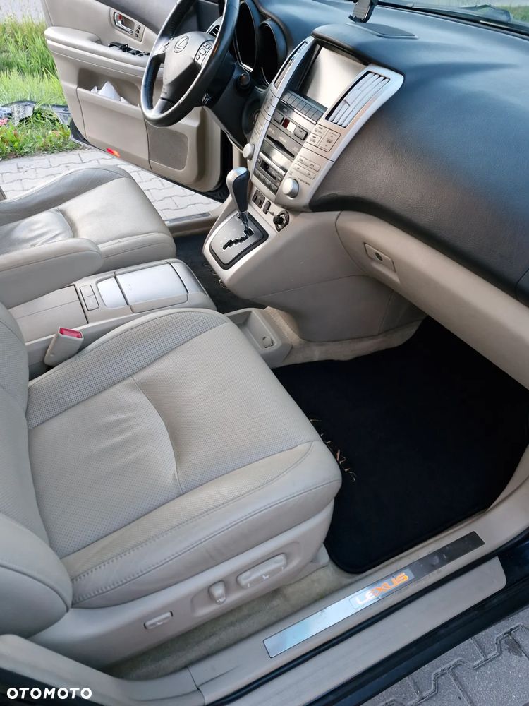 Lexus RX 400h (hybrid) - 12