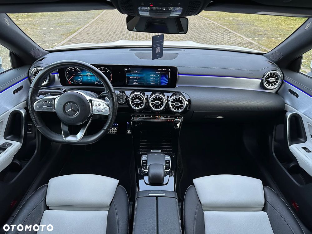 Mercedes-Benz CLA 180 d 7G-DCT AMG Line - 17