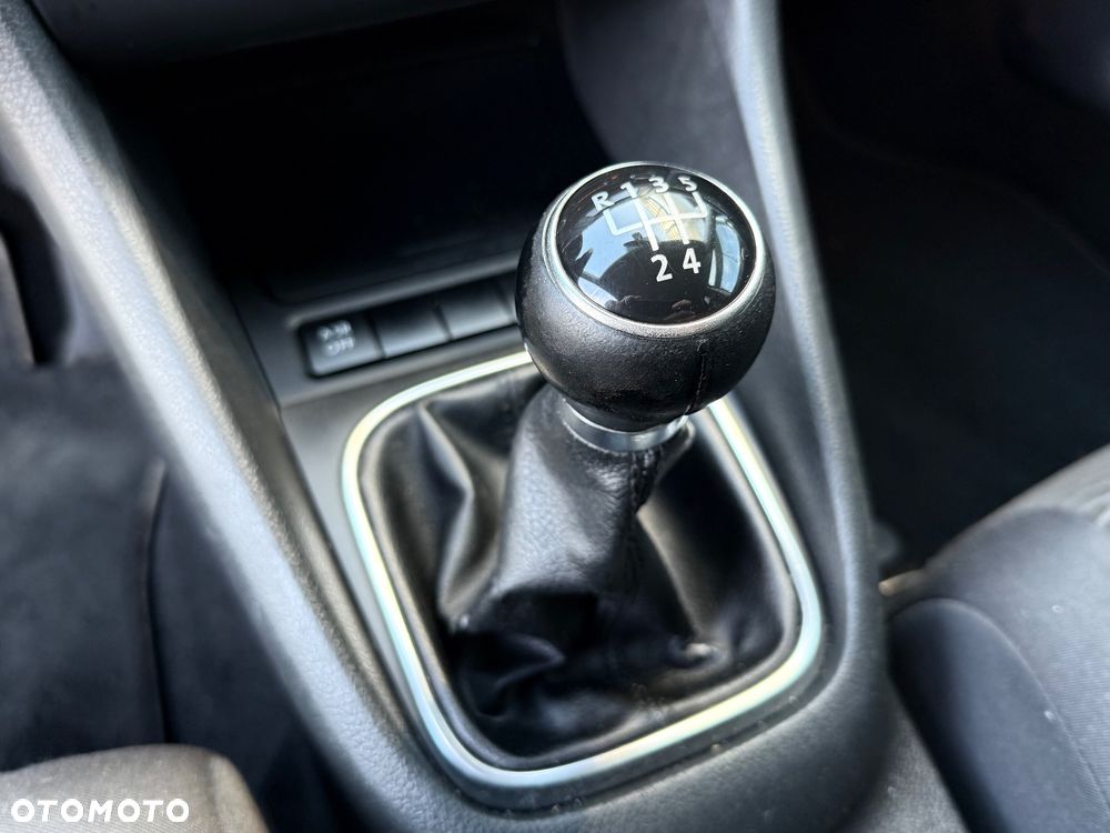 Volkswagen Golf - 21
