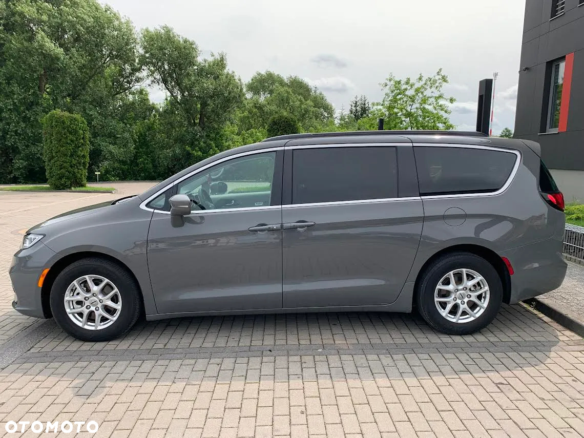 Chrysler Pacifica - 19