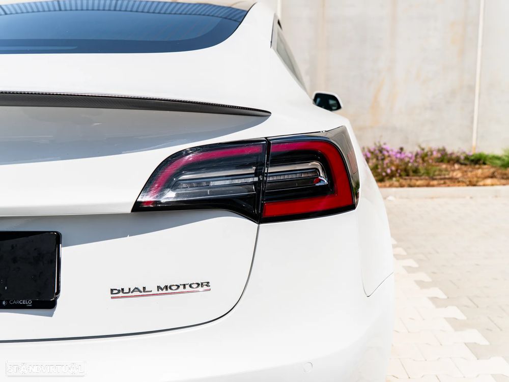Tesla Model 3 Performance Dual Motor AWD - 12