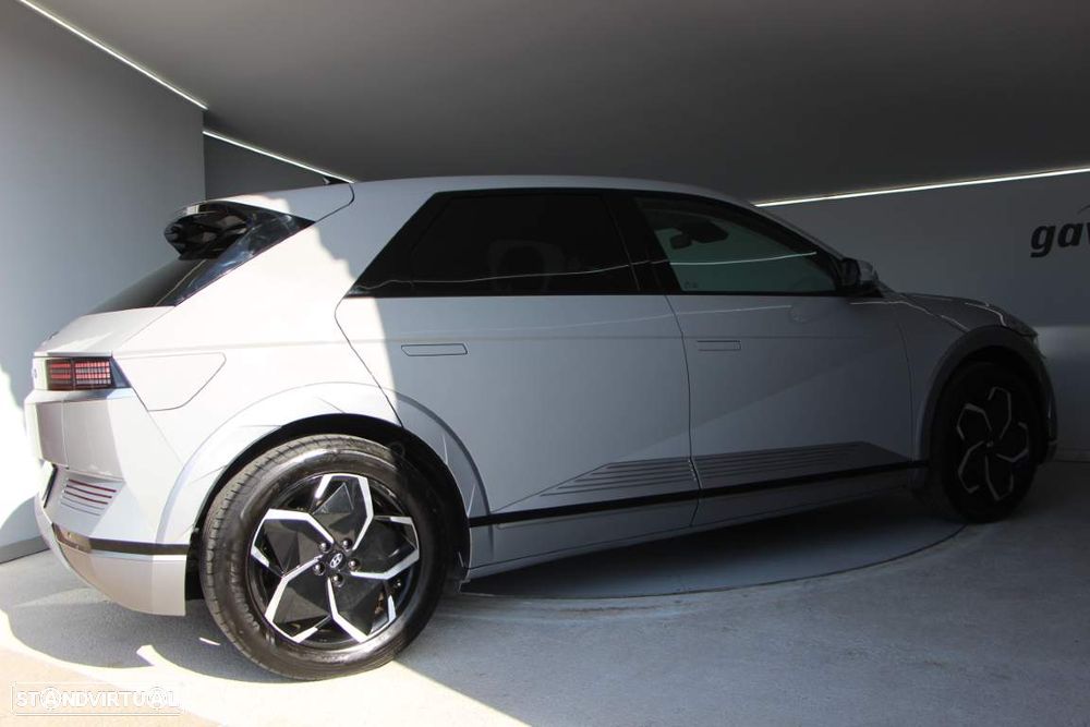 Hyundai Ioniq 5 73kWh Vanguard - 12