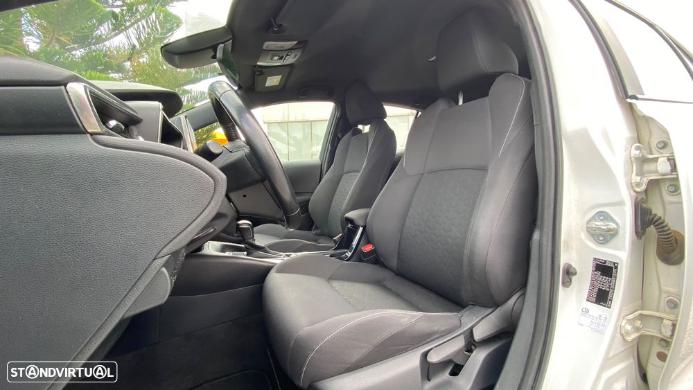 Toyota Corolla 1.8 Hybrid Comfort - 22