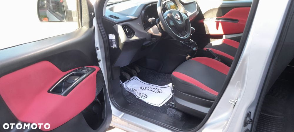 Fiat Doblo 1.4 16V Dynamic - 28