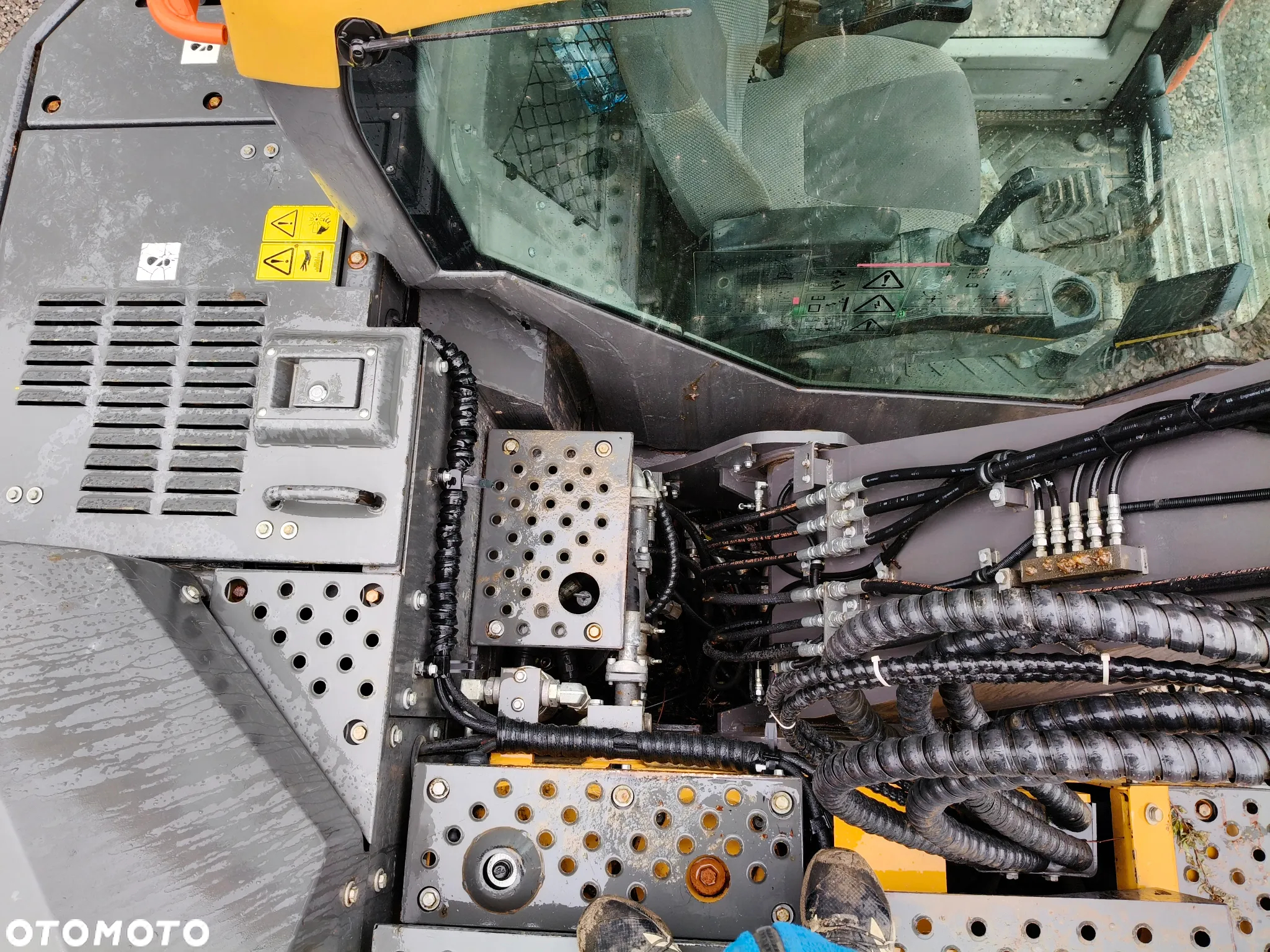 Volvo ECR145EL - 17