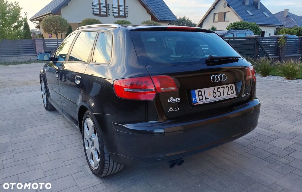 Audi A3 Sportback - 6
