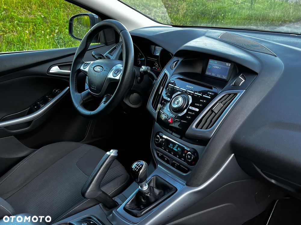 Ford Focus - 12