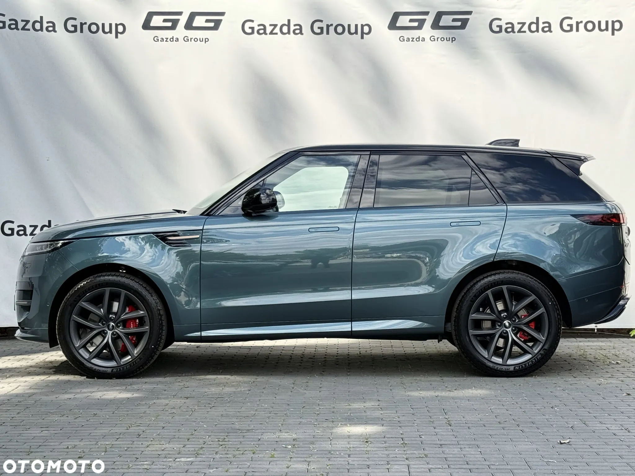 Land Rover Range Rover Sport D300 Dynamic SE - 11