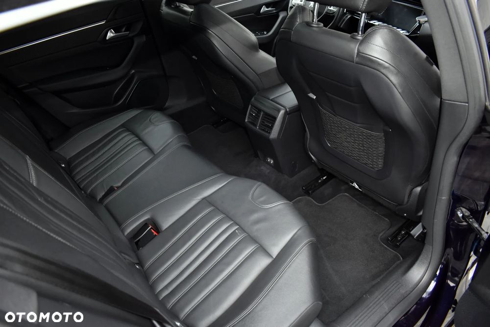 Peugeot 508 BlueHDi 130 EAT8 Allure Business-Paket - 39