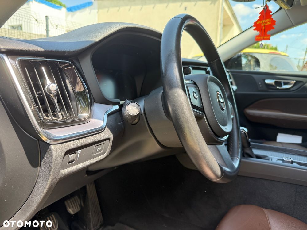 Volvo V60 D3 Inscription - 9