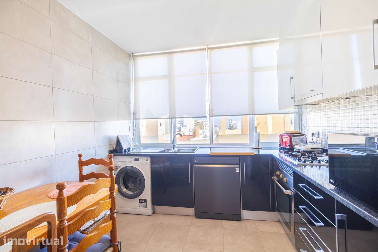 APARTAMENTO T3 EM EXCELENTE LOCALIZAÇÃO - Grande imagem: 2/20