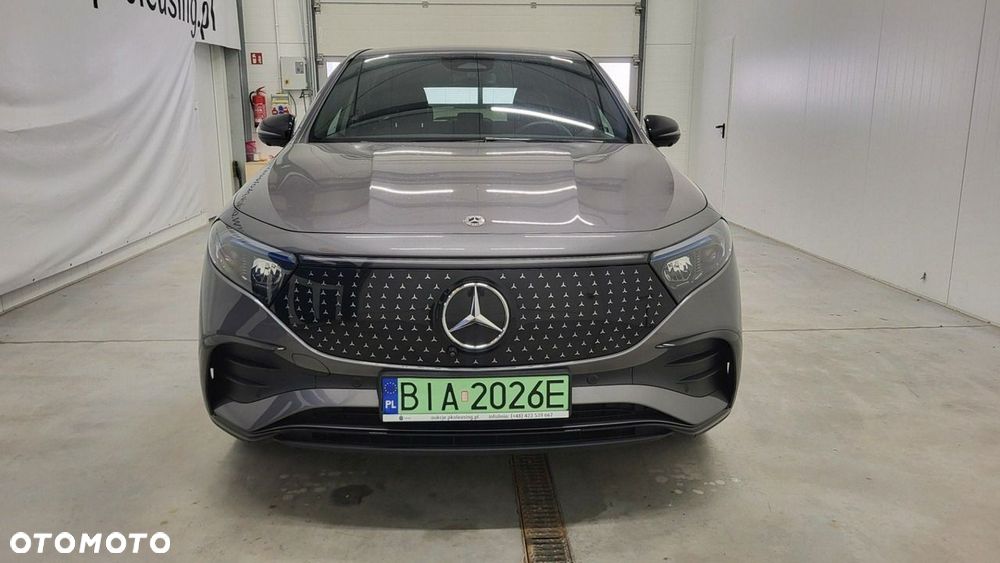 Mercedes-Benz EQA - 2