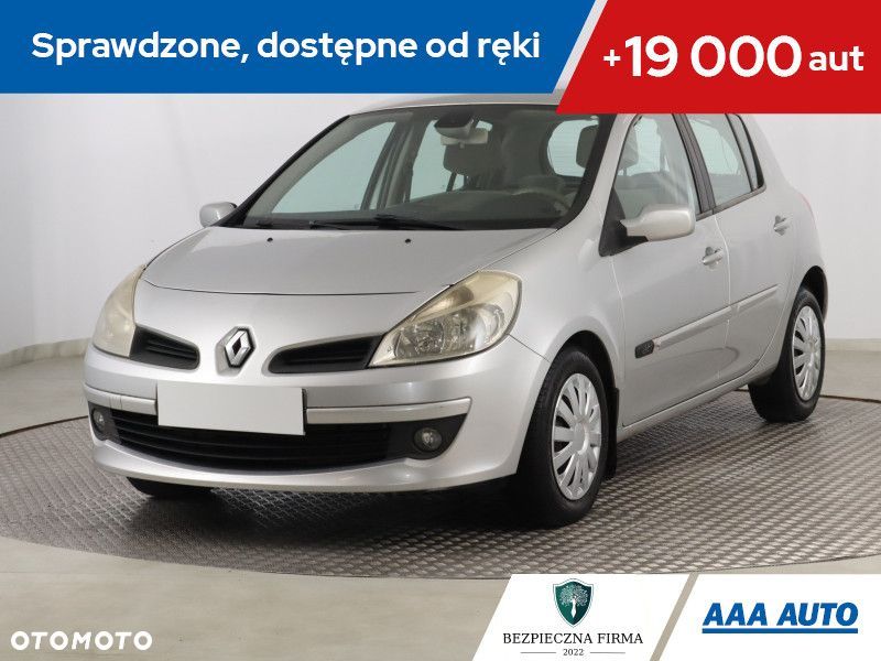 Renault Clio - 1