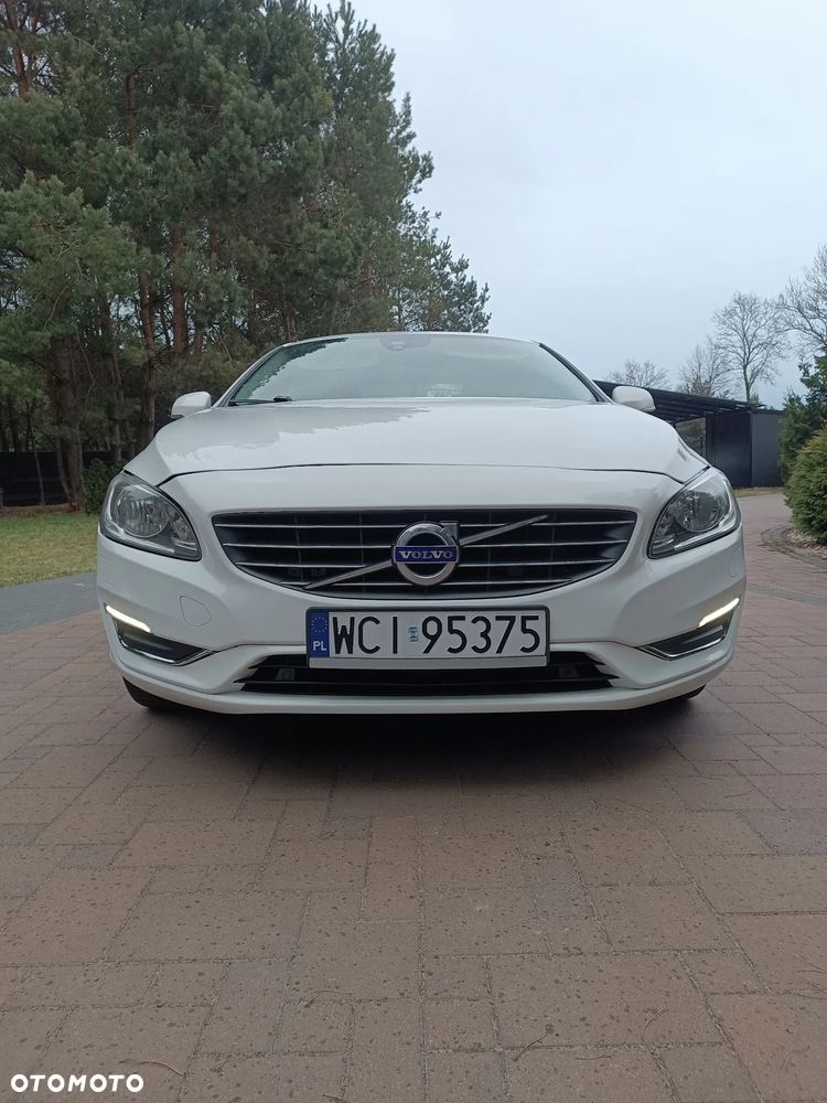 Volvo S60 T5 Drive-E Momentum - 3