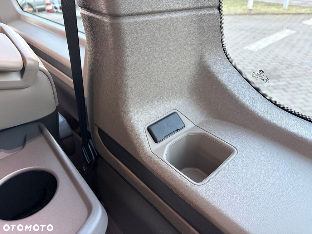 Volkswagen multivan Nowy Multivan L2 2.0 TDI 150 KM DSG 7 biegowa FWD - 24