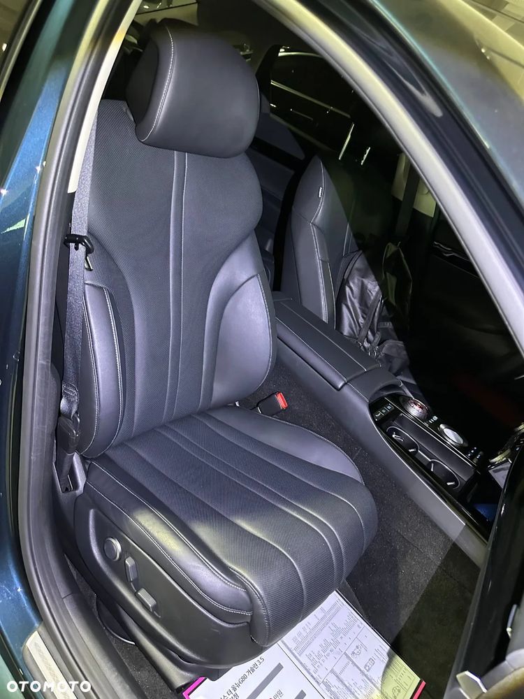 Hyundai Genesis - 9
