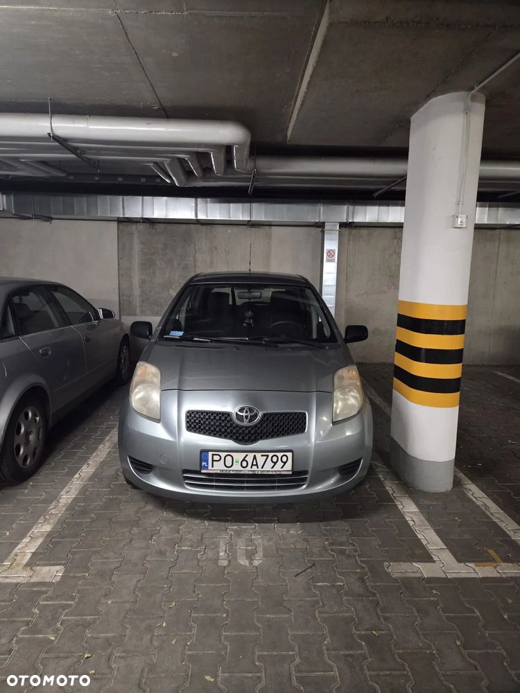 Toyota Yaris - 5