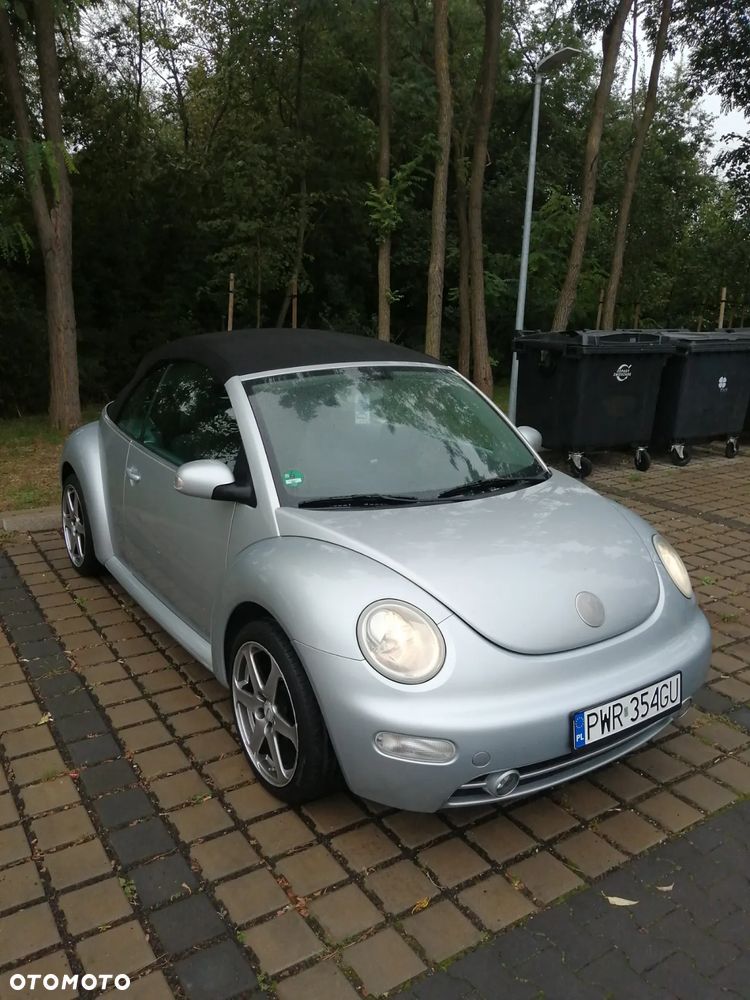 Volkswagen New Beetle - 9