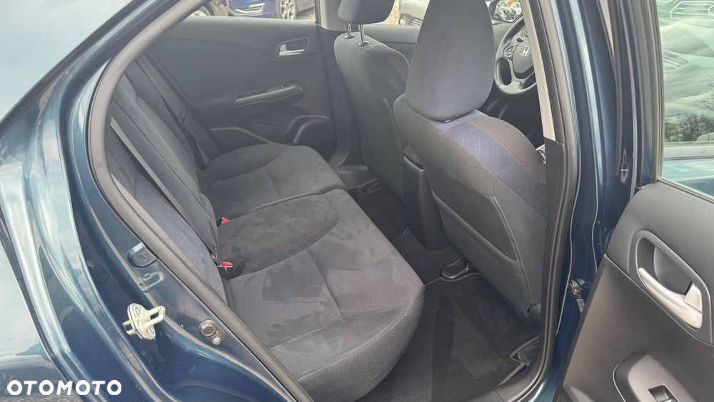 Honda Civic 1.8 Comfort - 28