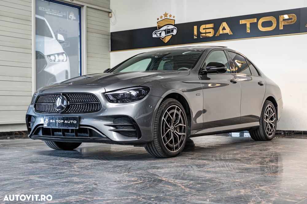 Mercedes-Benz E 300 de 4Matic 9G-TRONIC AMG Line - 1
