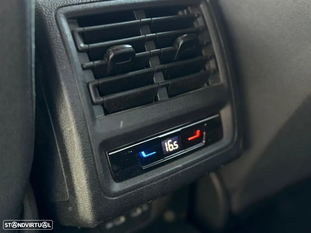 VW Golf Variant - 18