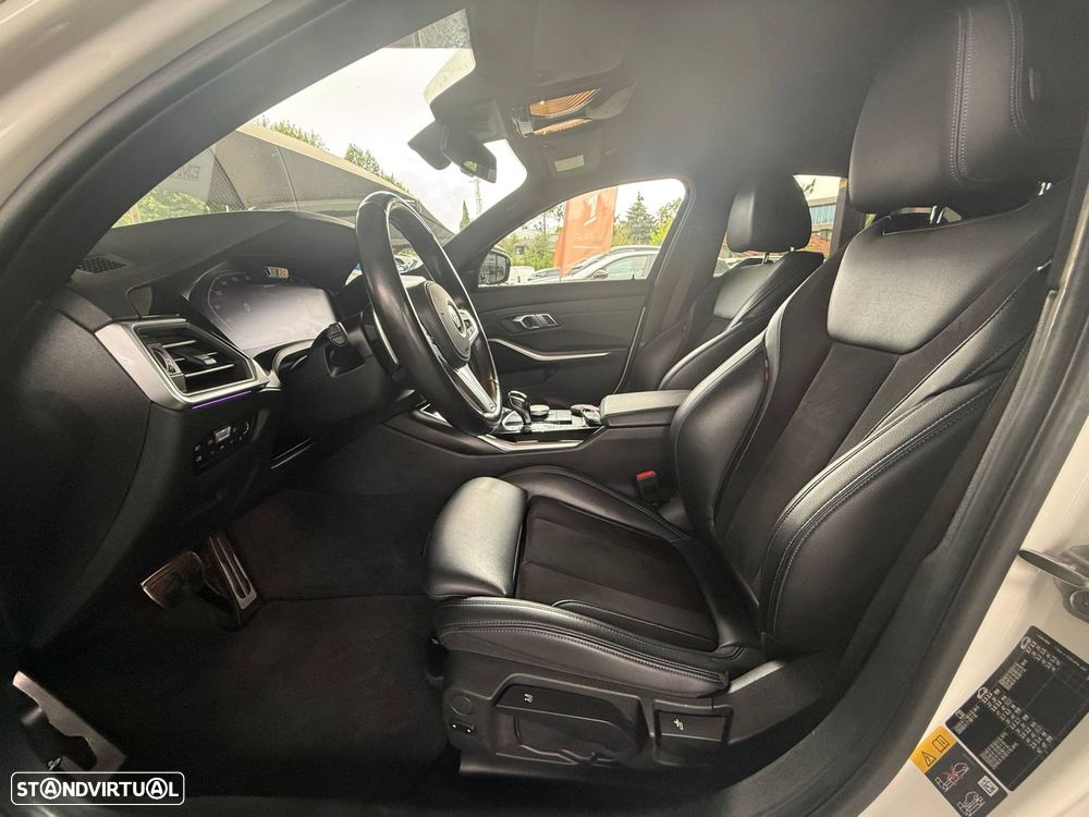 BMW 330 e Pack M Auto - 38