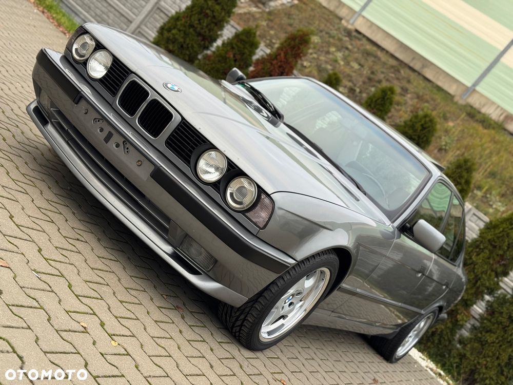 BMW Seria 5 525i - 3