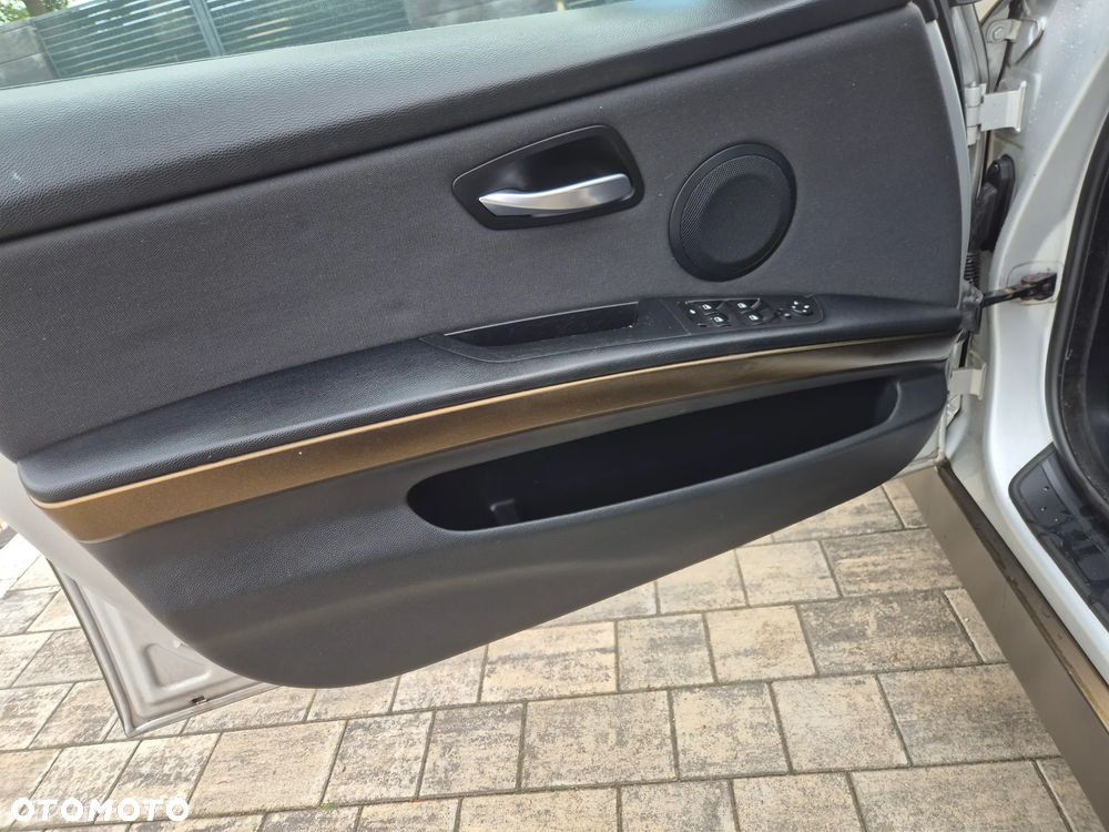 BMW Seria 3 - 19