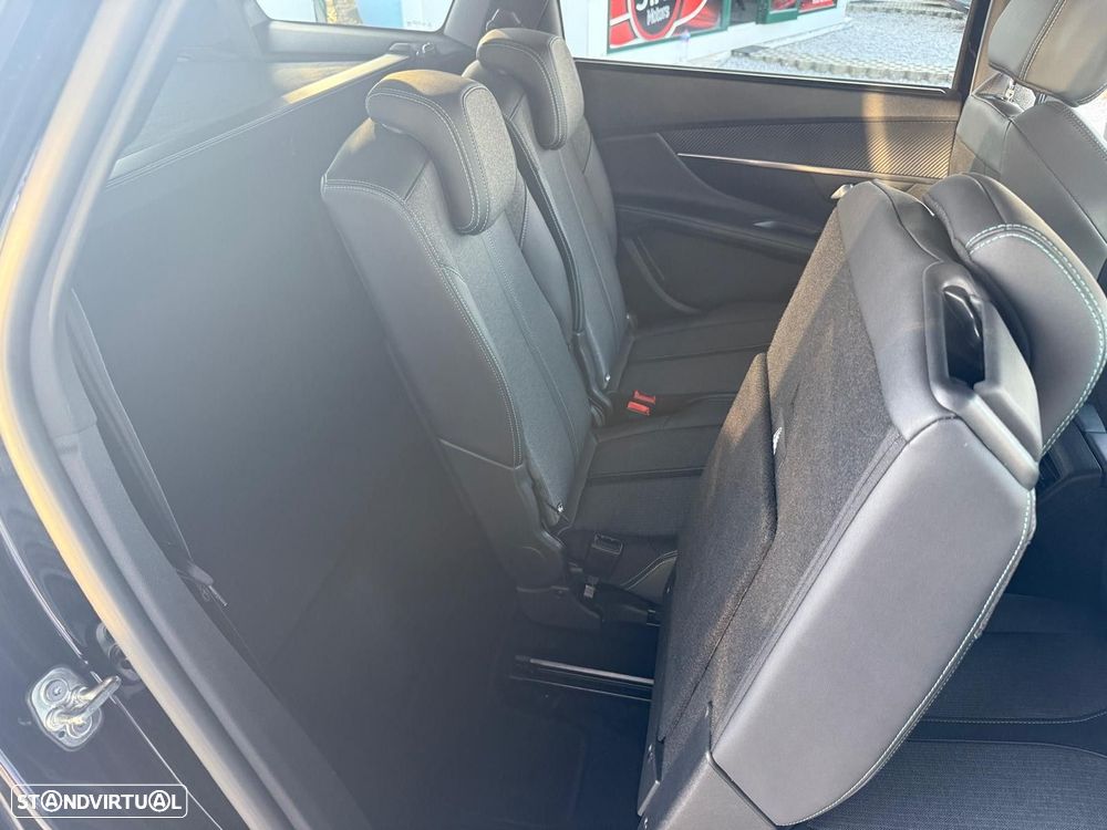 Peugeot 5008 1.2 PureTech Allure Pack EAT8 - 20