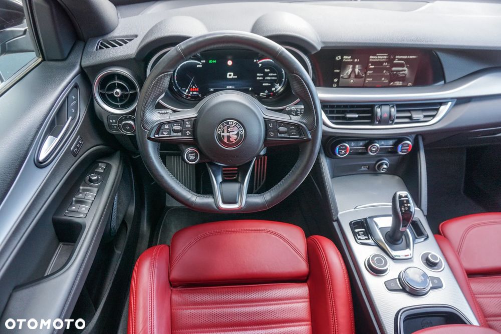 Alfa Romeo Stelvio 2.0 Turbo Veloce Q4 - 39