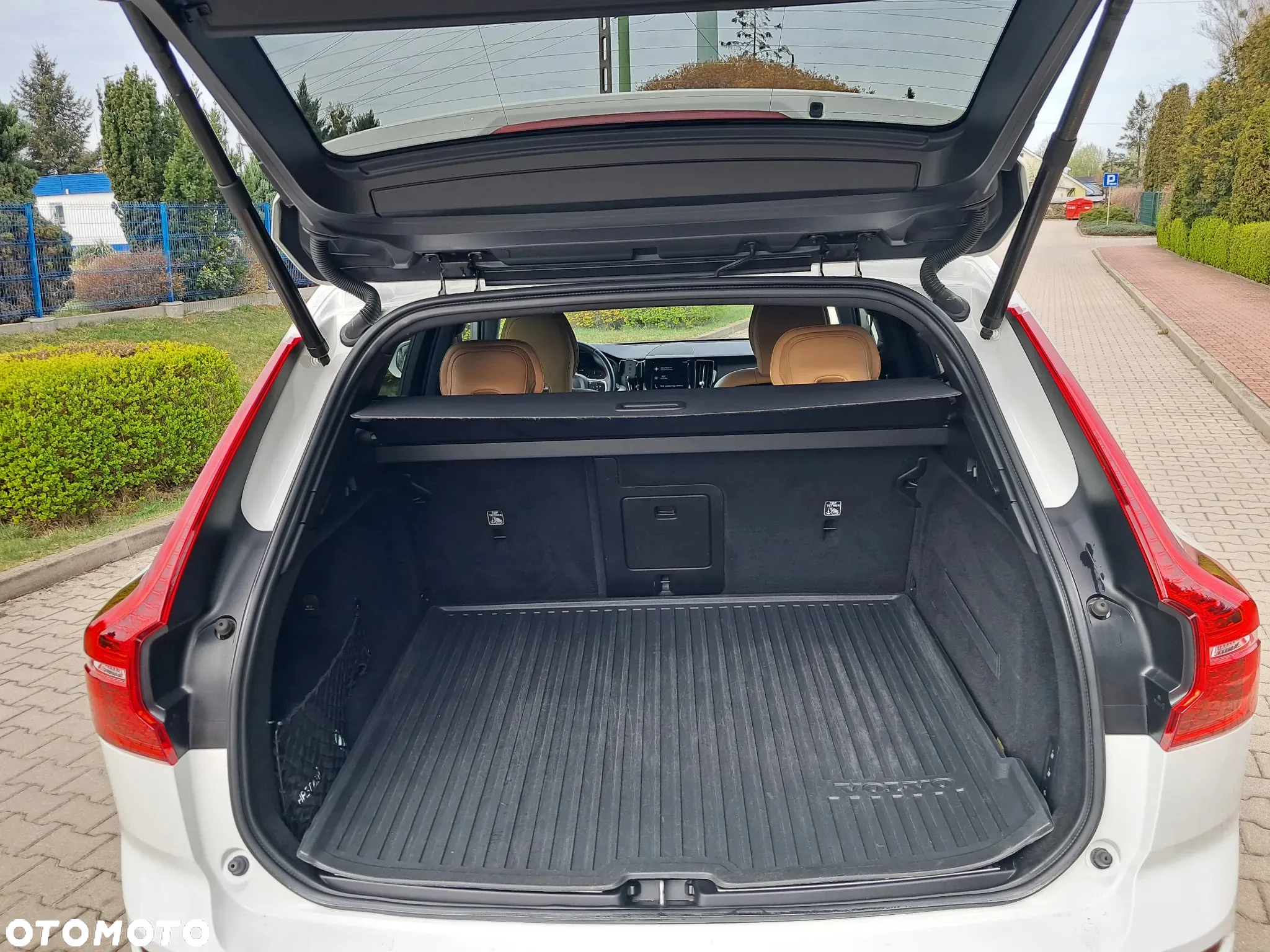 Volvo XC 60 D4 Geartronic Momentum Pro - 29