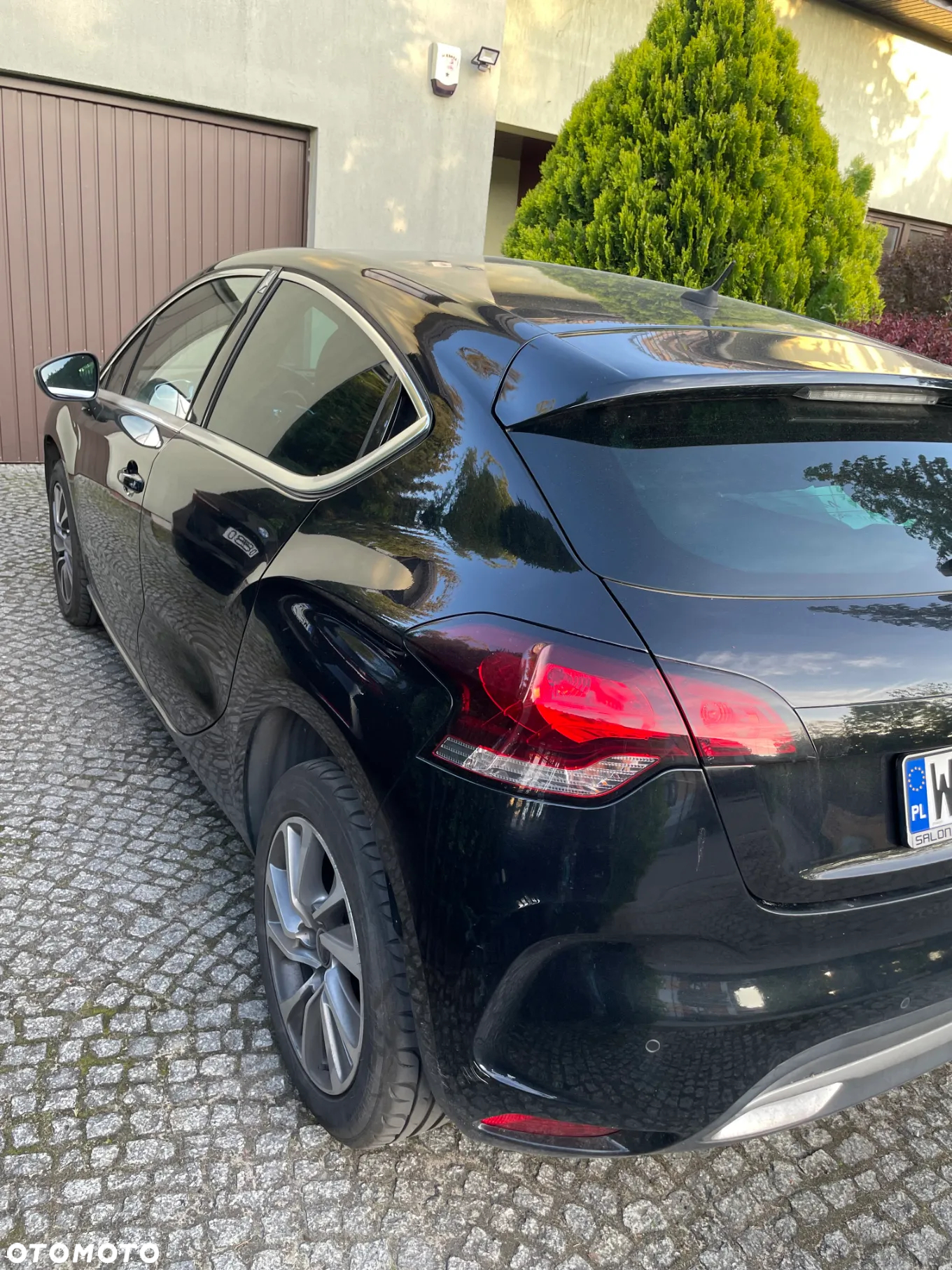 Citroën DS4 1.6 e-HDi SoChic MCP - 4