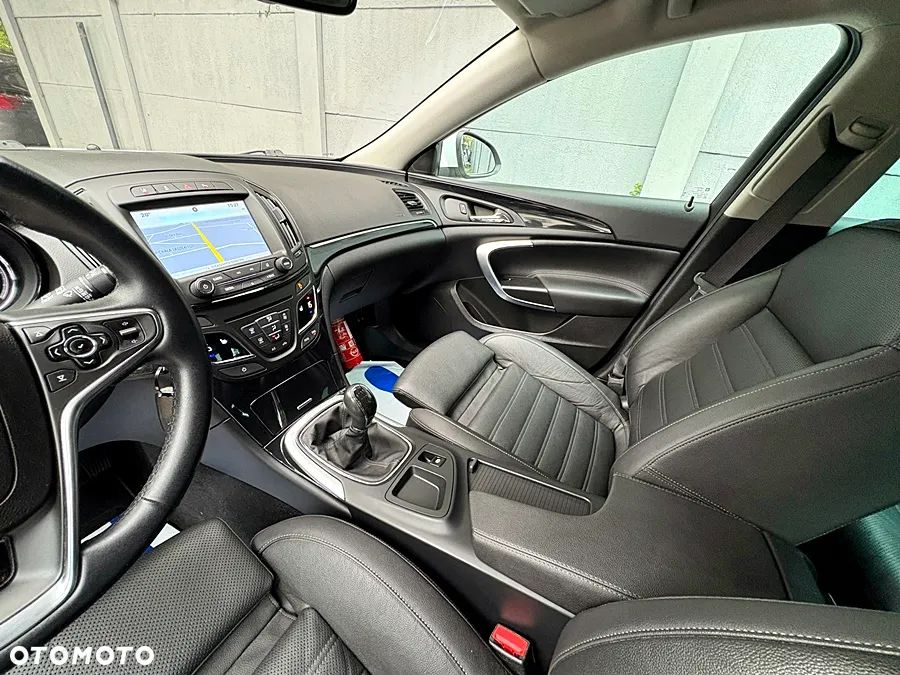 Opel Insignia - 16