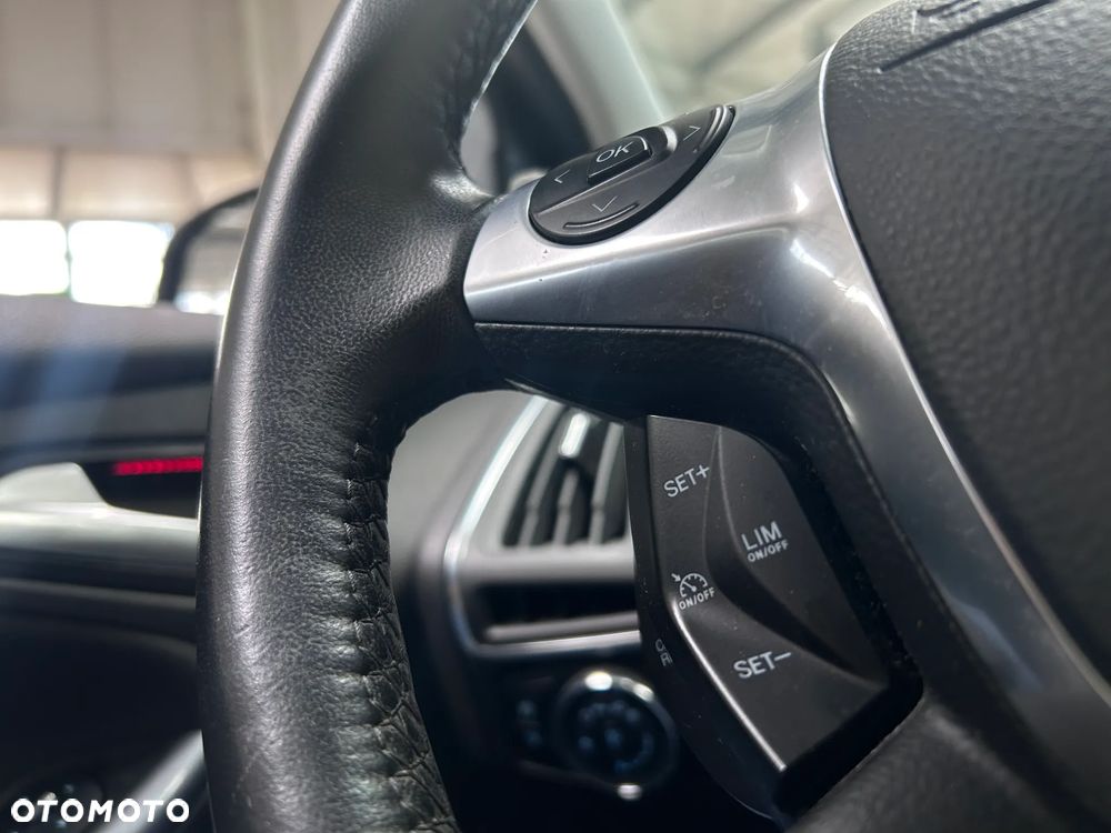 Ford Focus 1.6 EcoBoost Start-Stopp-System Titanium - 19