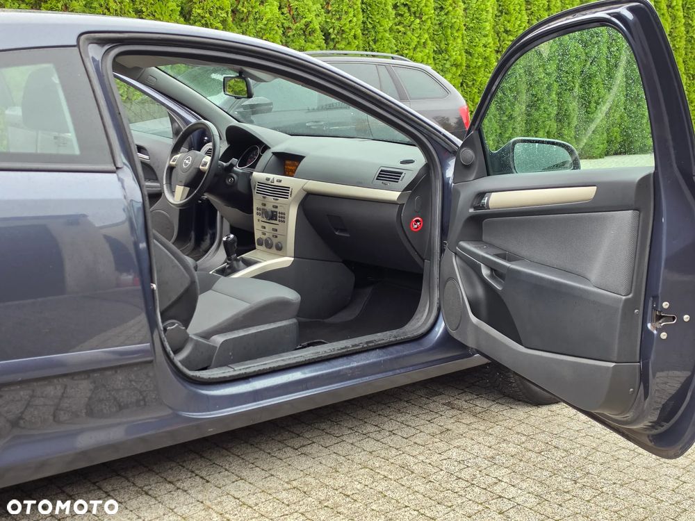 Opel Astra - 22