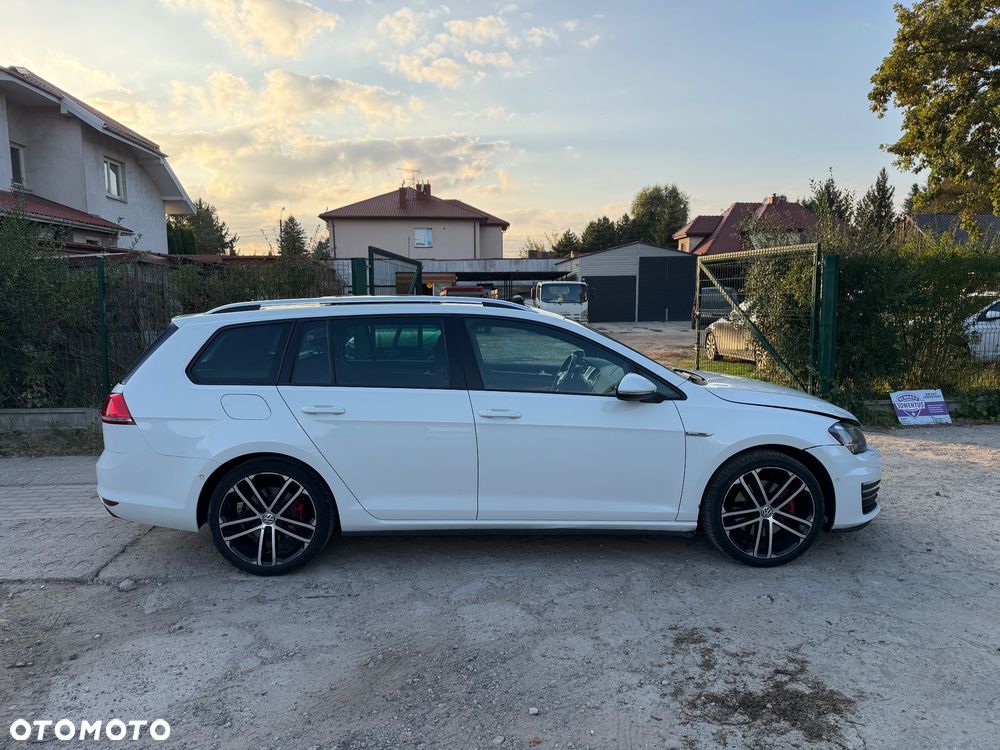 Volkswagen Golf 2.0 TDI BMT GTD DSG - 4