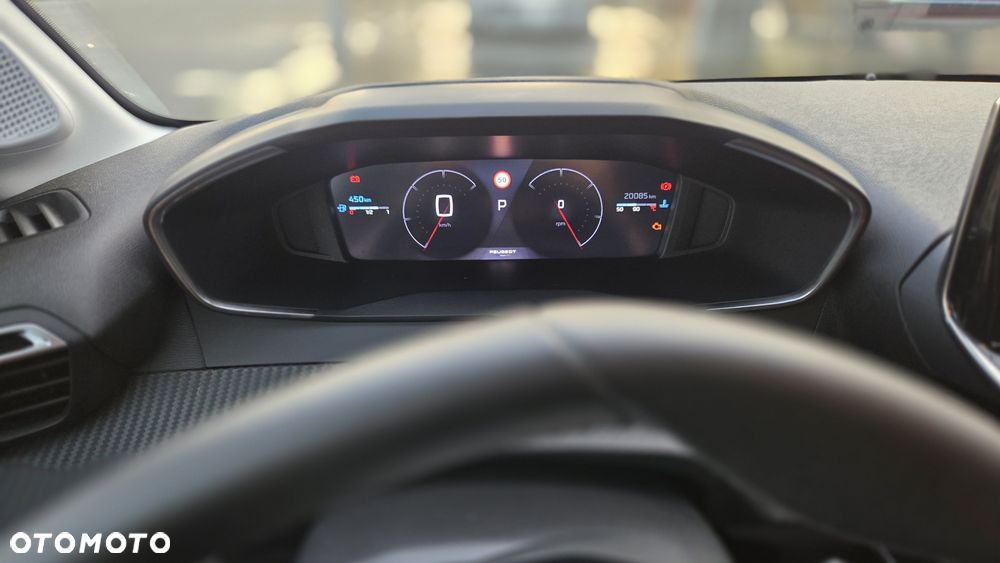 Peugeot 208 - 6