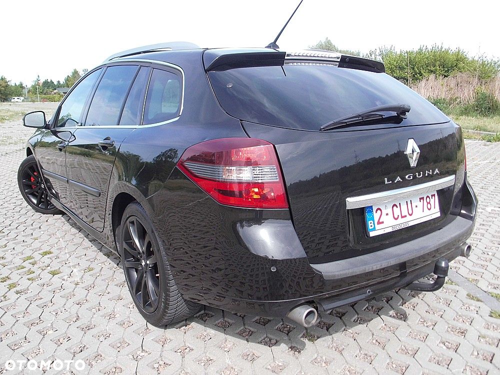 Renault Laguna dCi 180 FAP GT - 11