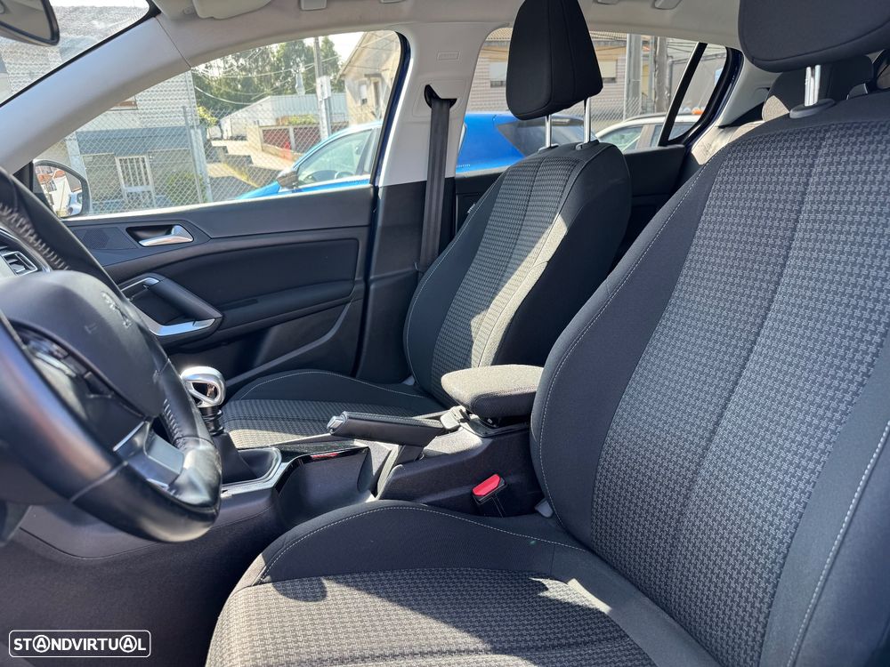 Peugeot 308 - 7