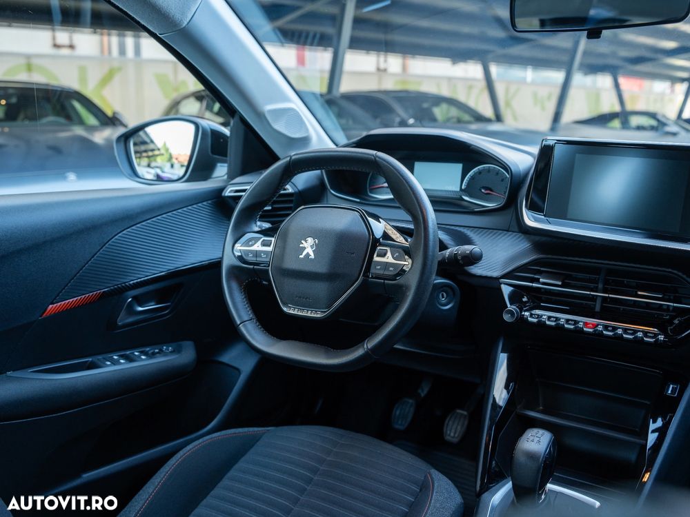 Peugeot 208 1.2L PureTech 75 S&S BVM5 Style - 21