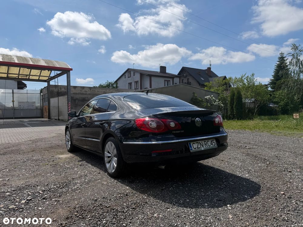 Volkswagen Passat 1.8 TSI Sportline - 4