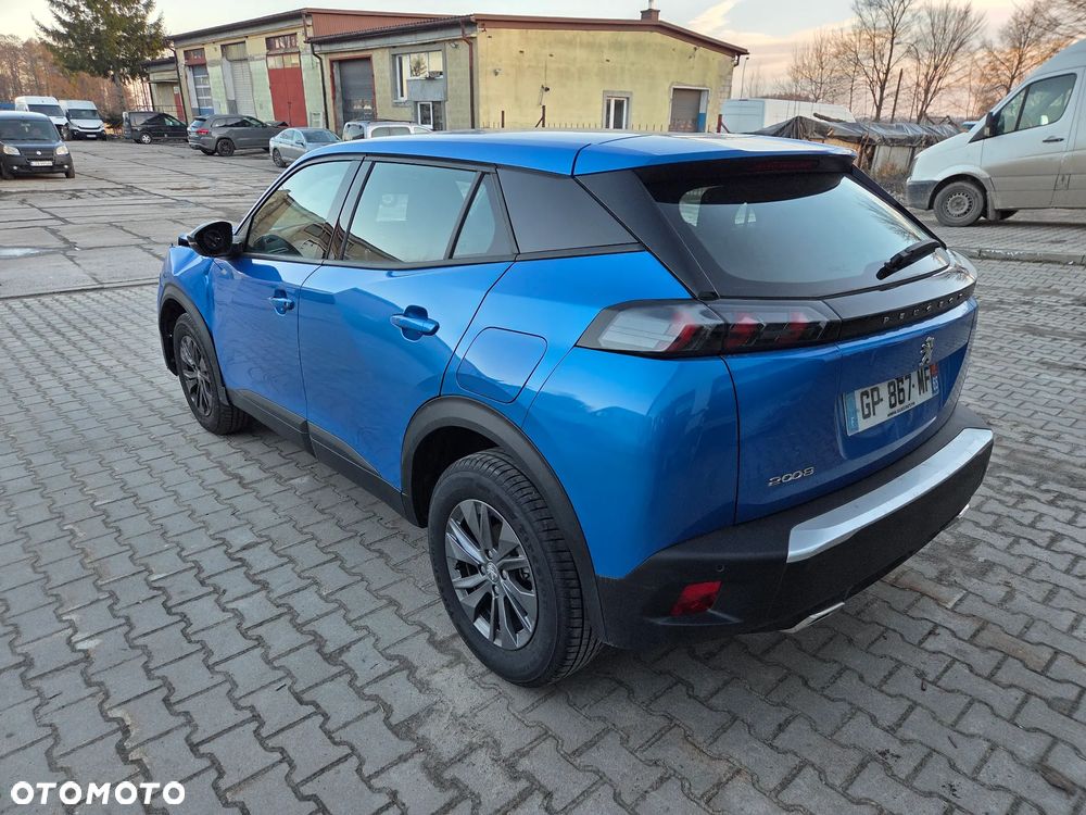 Peugeot 2008 - 4