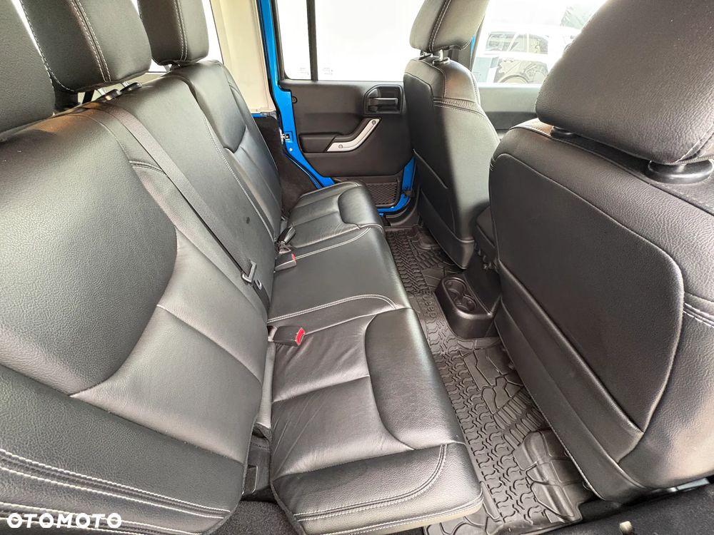 Jeep Wrangler Unlimited 2.8 CRD Automatik Sahara - 10