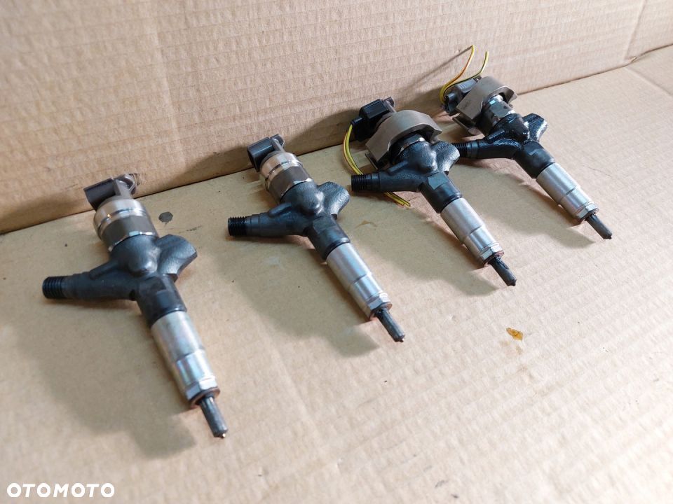 SUBARU OUTBACK FORESTER WTRYSK WTRYSKIWACZ 2.0 BOX - 2